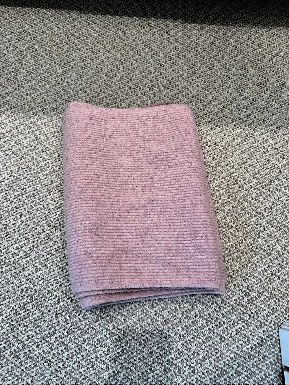 banana republic Pink Knit Scarf